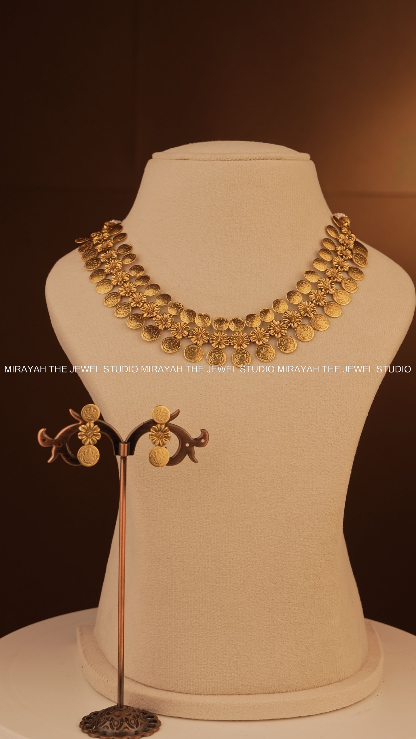 KAASU ALANKAARA NECKLACE