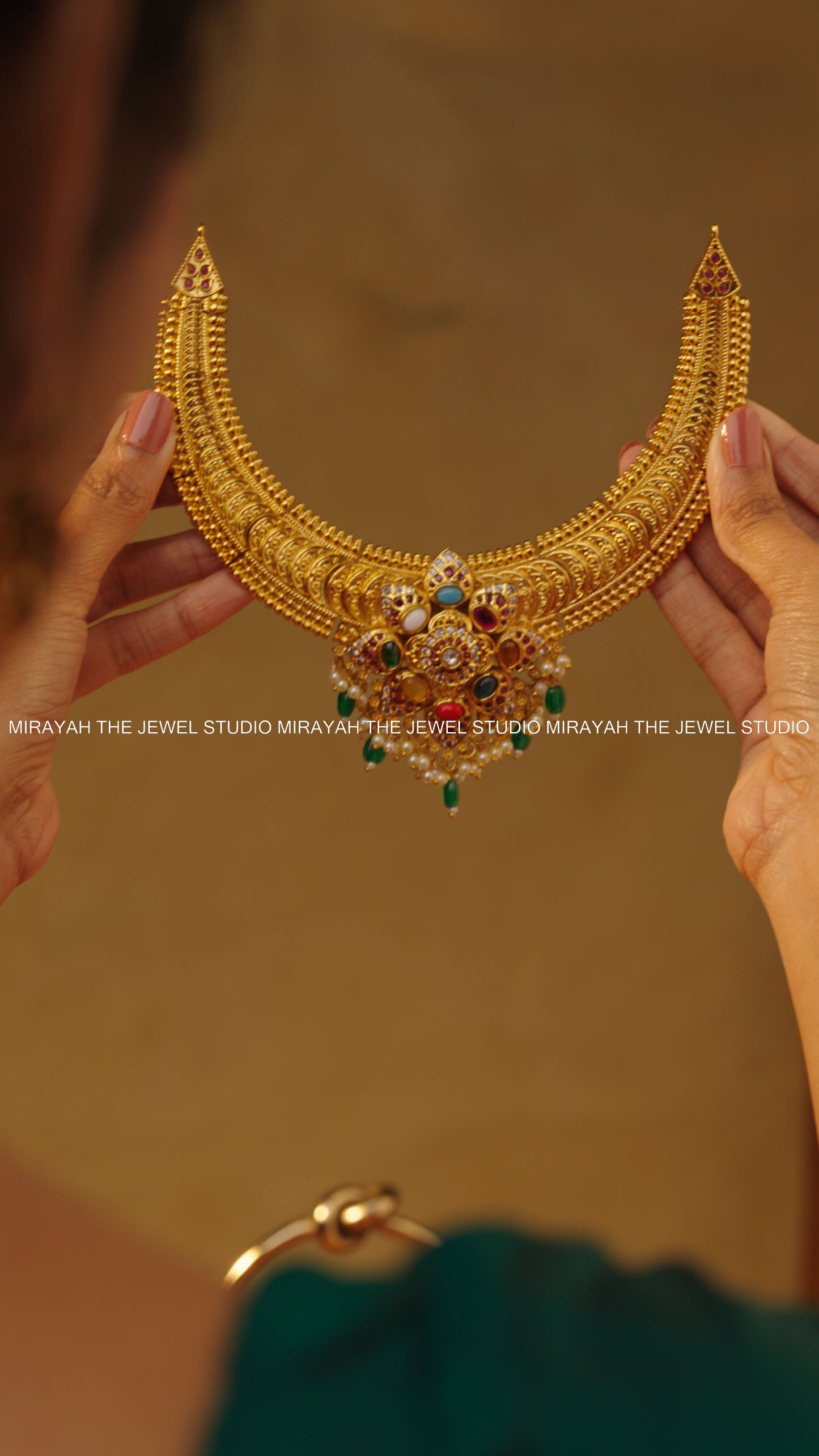 PREMIUM NAVARATNA COIN NECKLACE