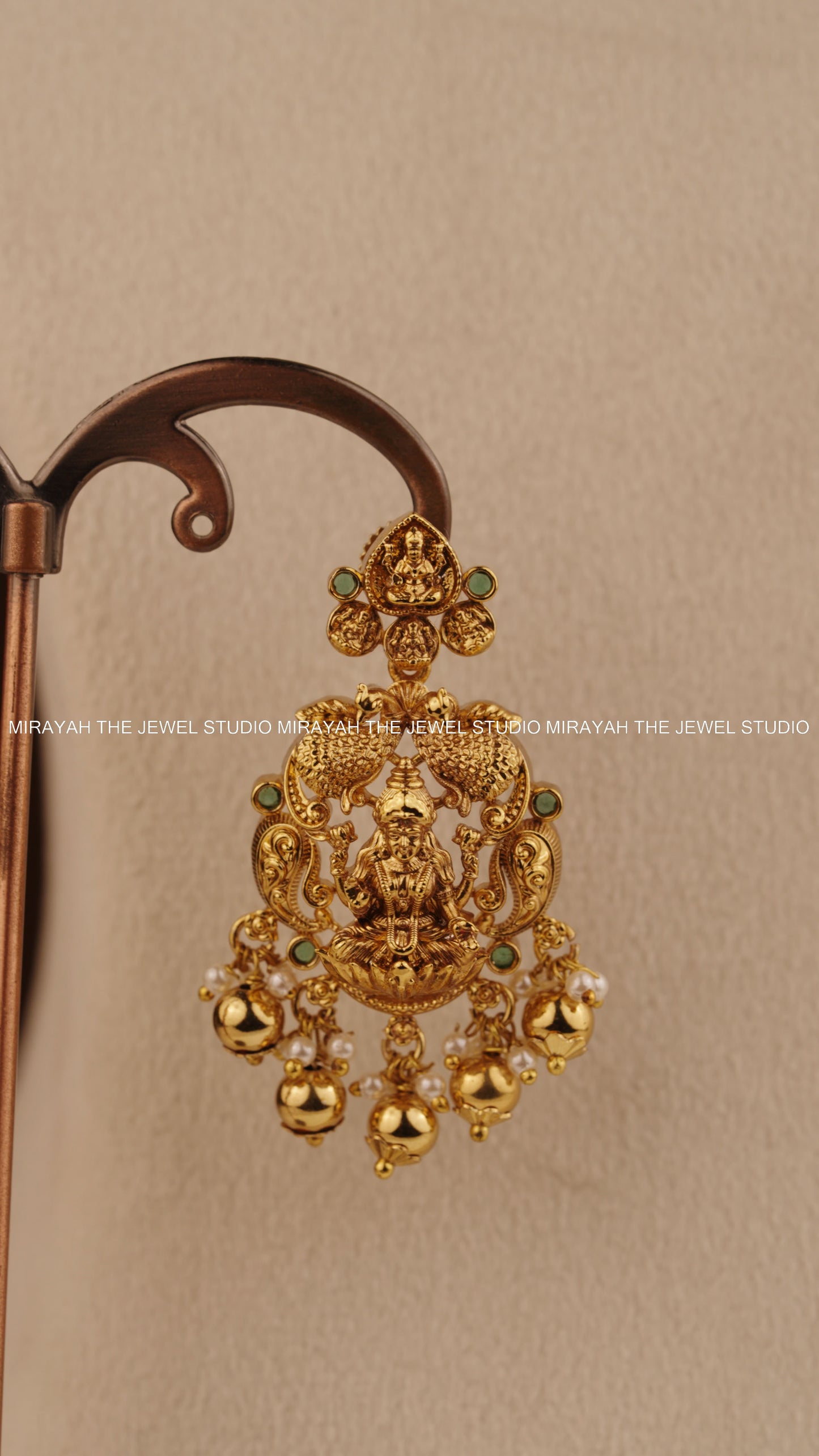 PREMIUM DEVASREE KAASU NECKLACE - GREEN
