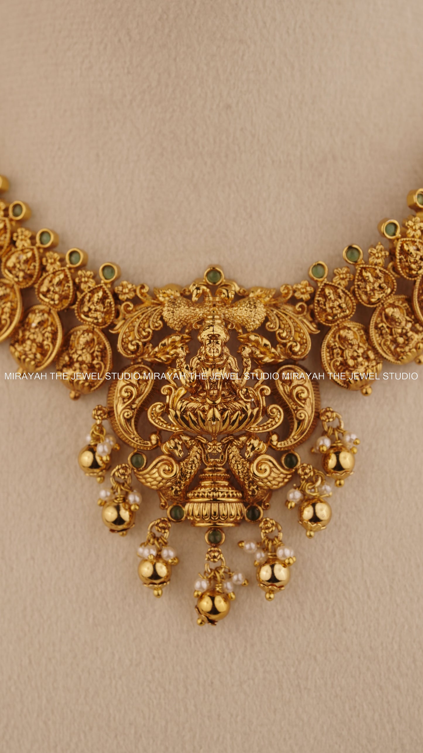 PREMIUM DEVASREE KAASU NECKLACE - GREEN