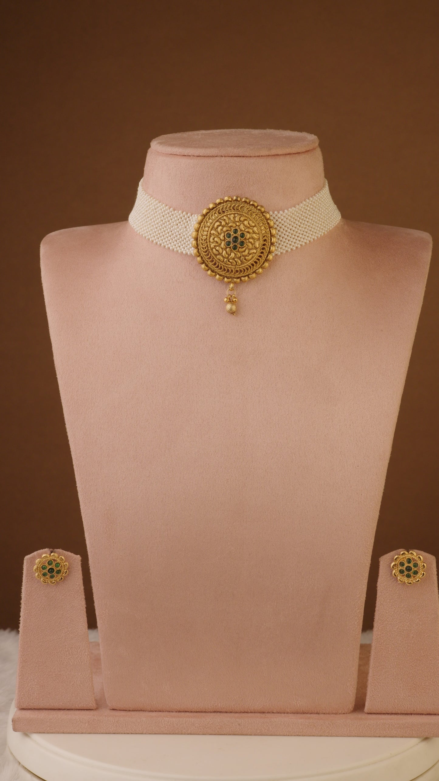 MUKTA CHAKRA CHOKER - GREEN