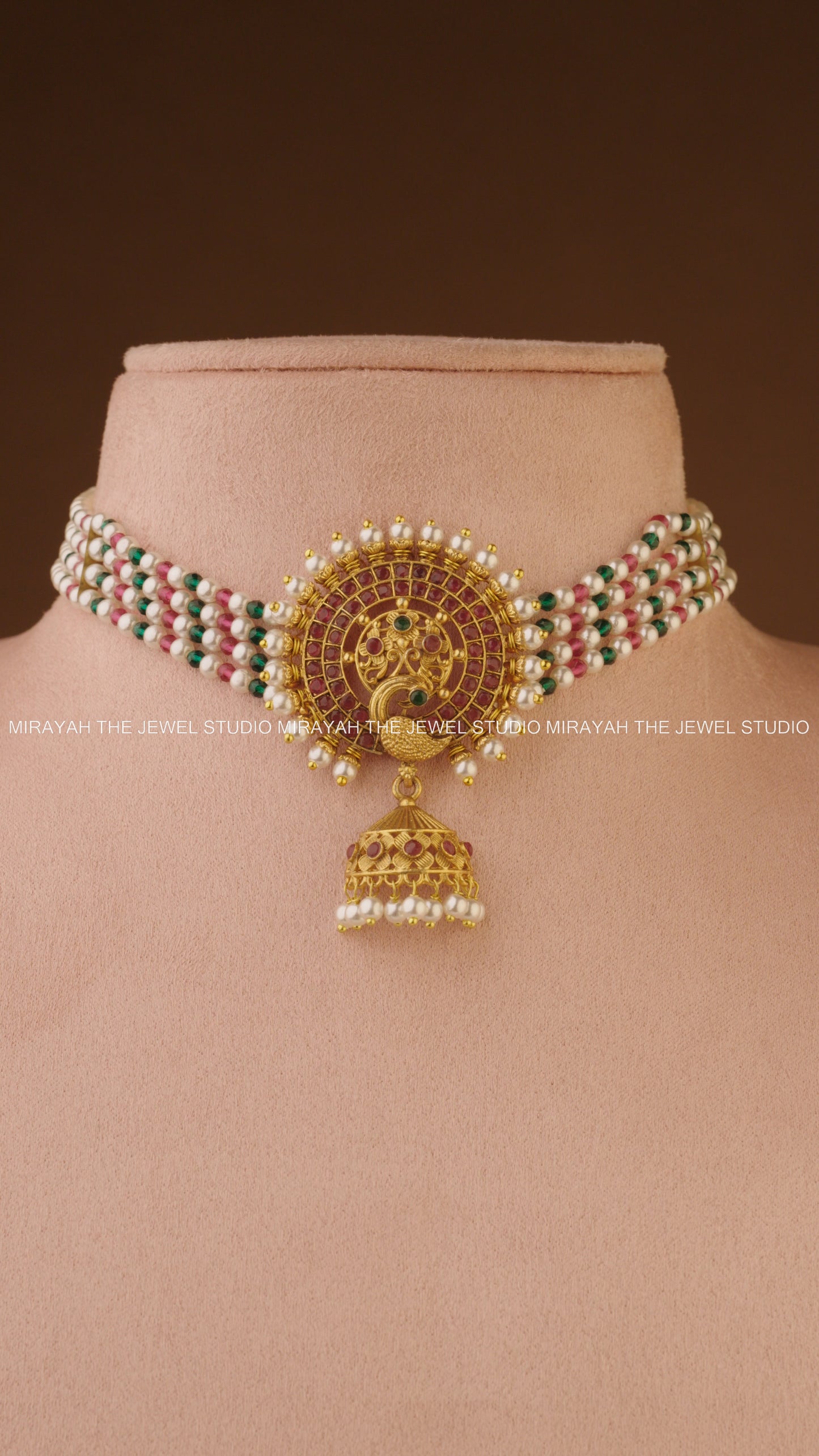 PEACOCK SYMPHONY CHOKER