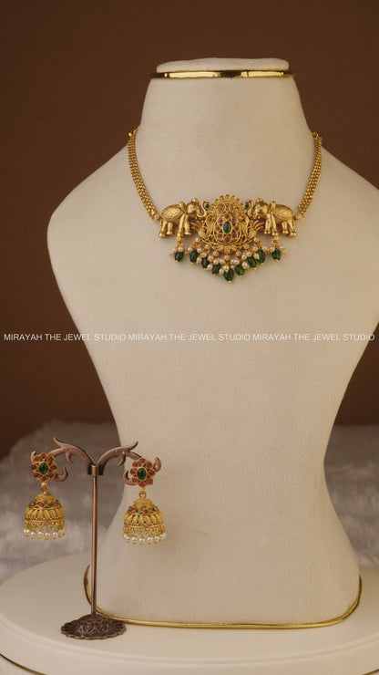 ELEPHANT LUXE CHOKER/NECKLACE - GREEN