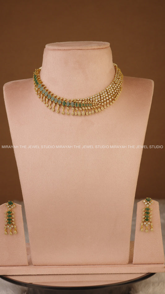 AURELIA EMERALD AD NECKLACE