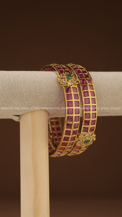 PREMIUM VELOURIA BANGLES (2PC)