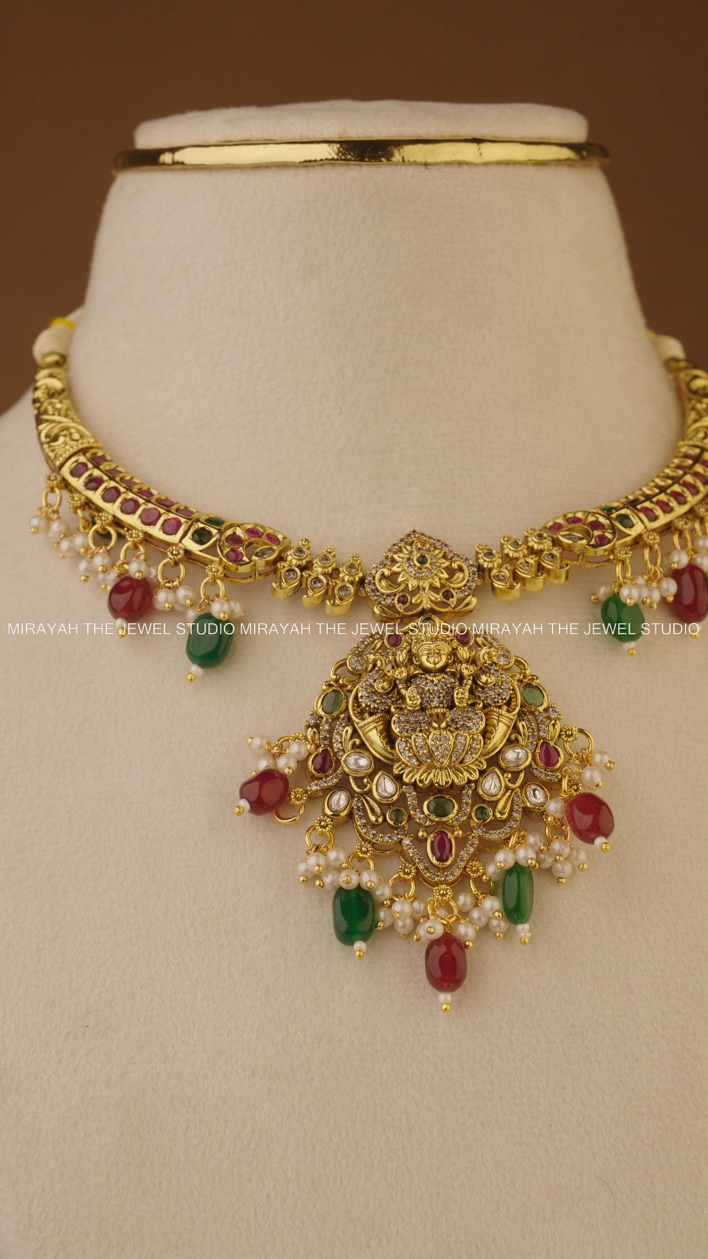 SRI HARINI GOLD KANTI