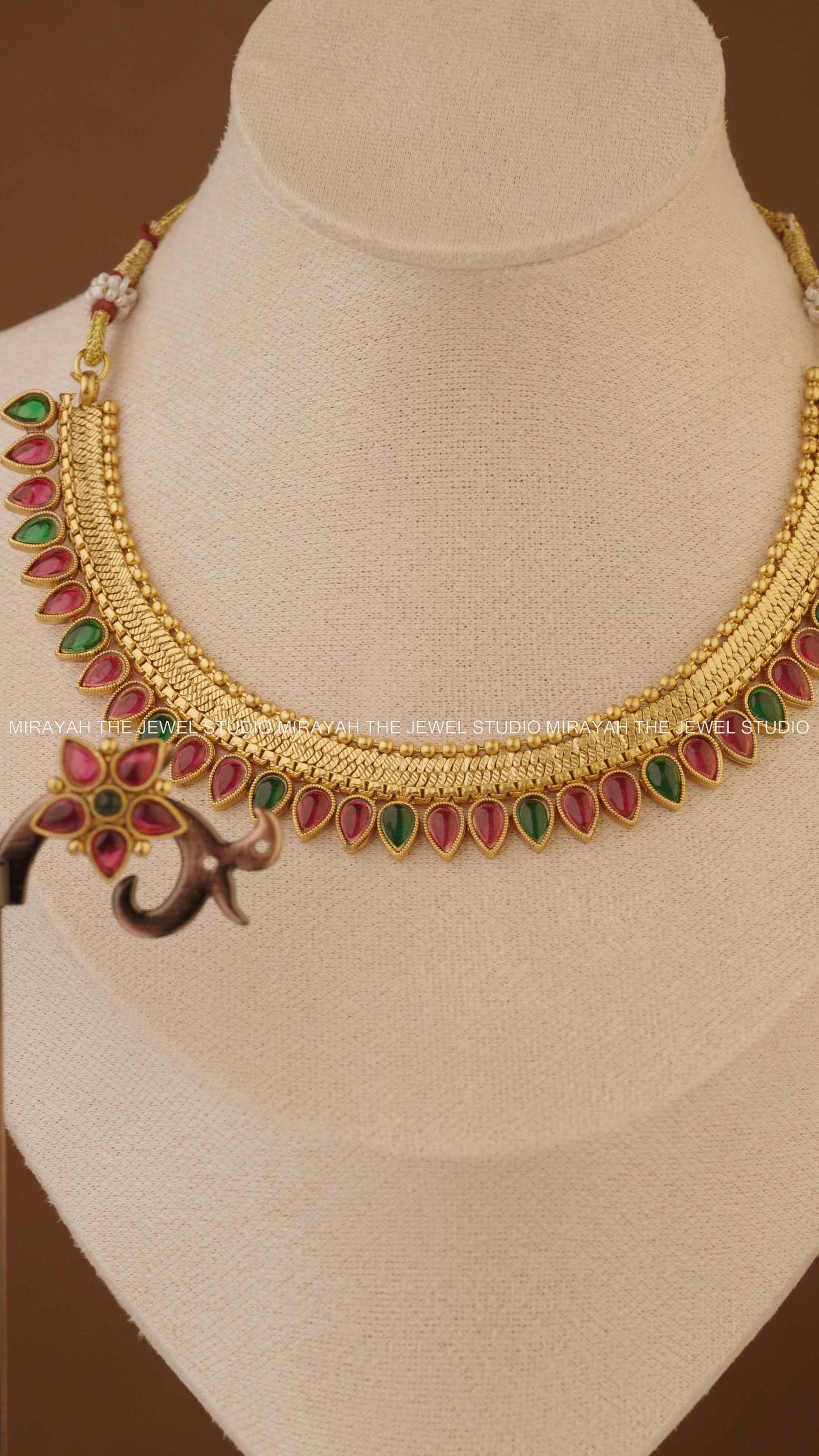 DIVIRA DROPS NECKLACE