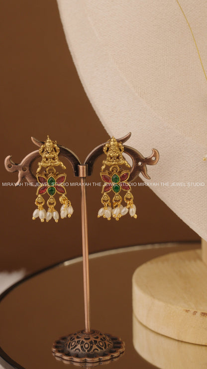 AAROHI INVISIBLE CHAIN