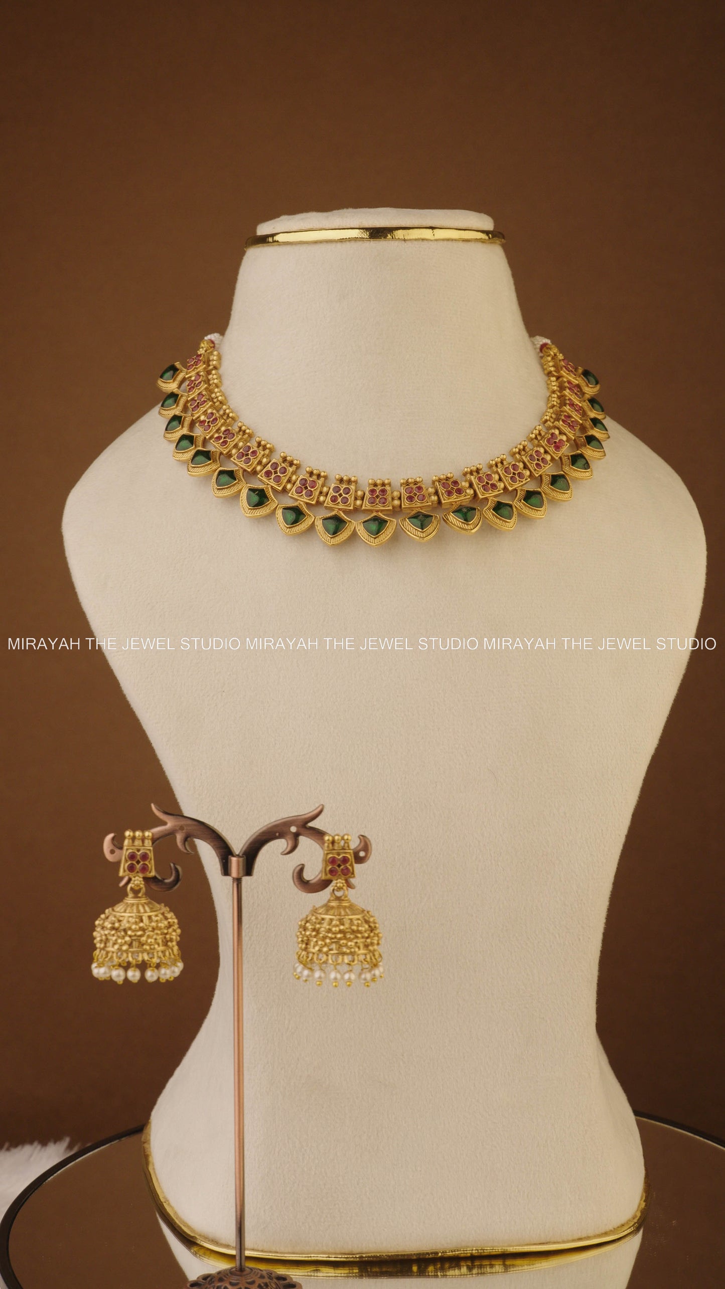 ENAMEL EMPRESS NECKLACE