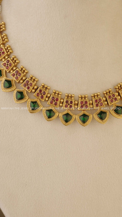 ENAMEL EMPRESS NECKLACE
