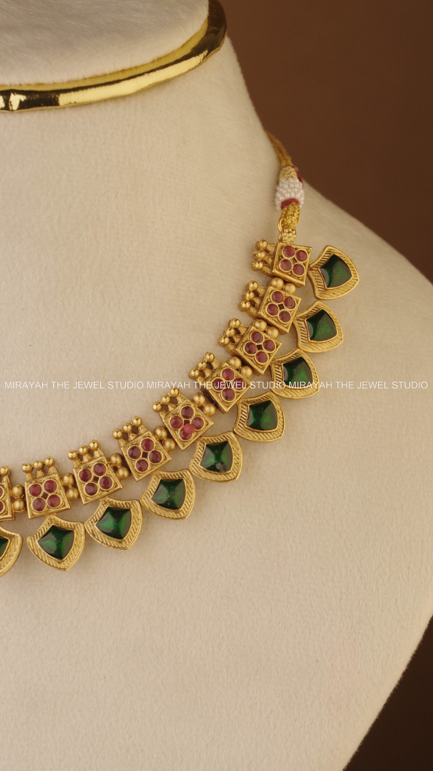 ENAMEL EMPRESS NECKLACE