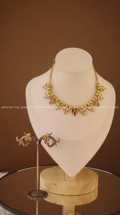 TWILIGHT PETALS NECKLACE - RUBY AND WHITE