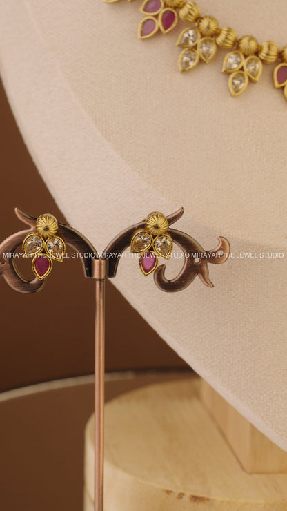 TWILIGHT PETALS NECKLACE - RUBY AND WHITE