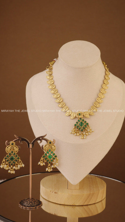 KAUSALYA VILASAH NECKLACE