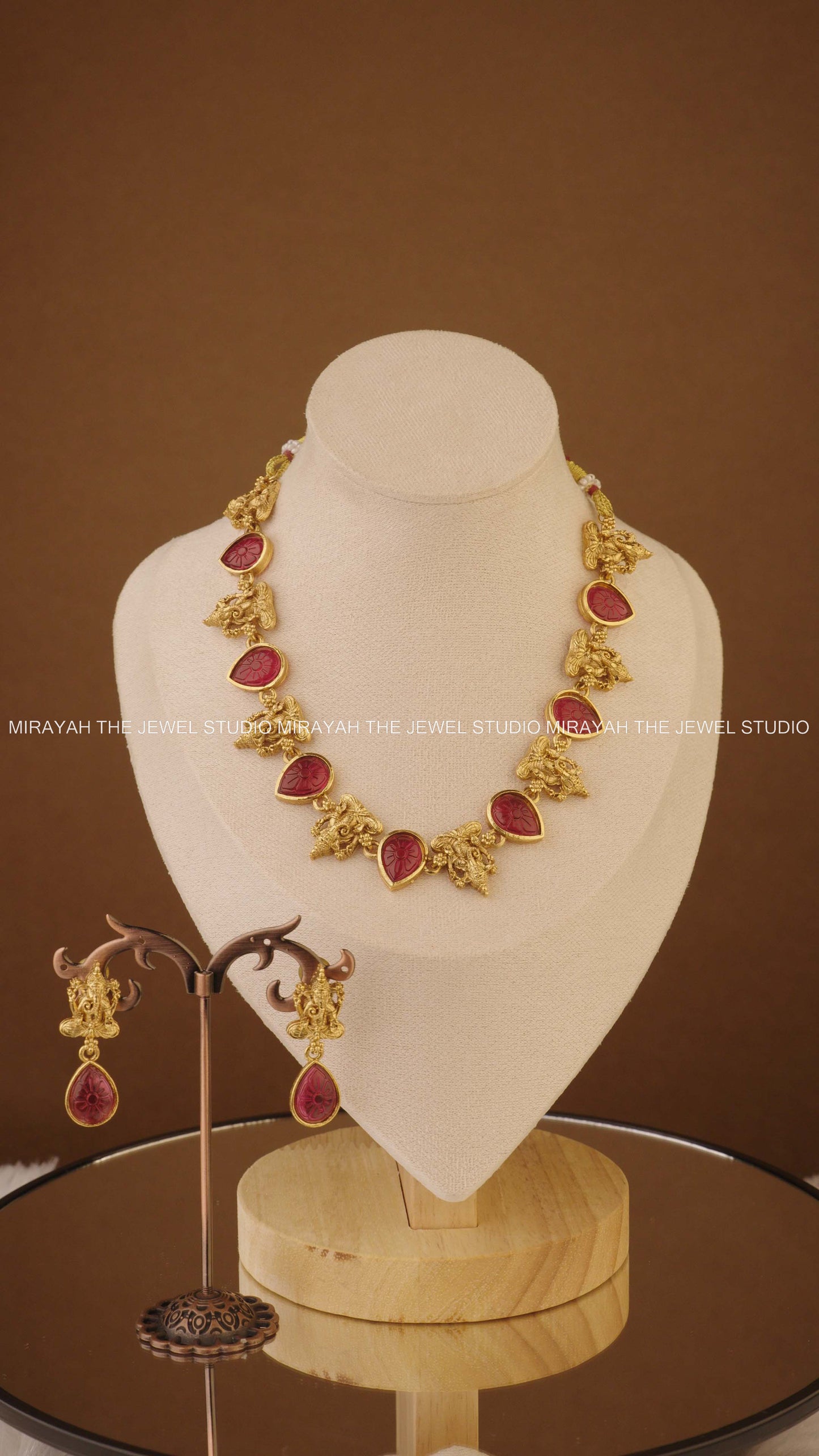 GANAPATHY GLOW NECKLACE -RED