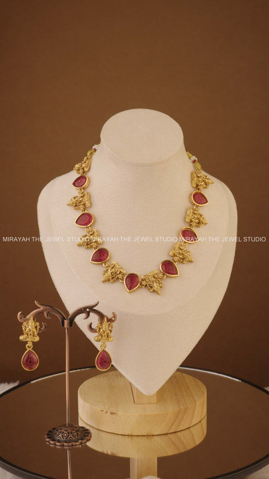 GANAPATHY GLOW NECKLACE -RED