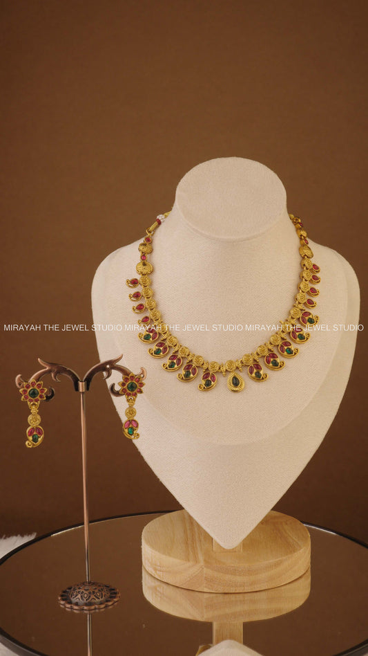 MANGO LEELA NECKLACE