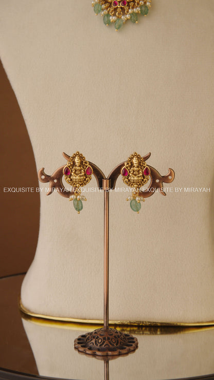 RAJ AMRUTHAM GOLD NECKLACE