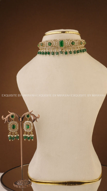REGALE EMERALD CHOKER