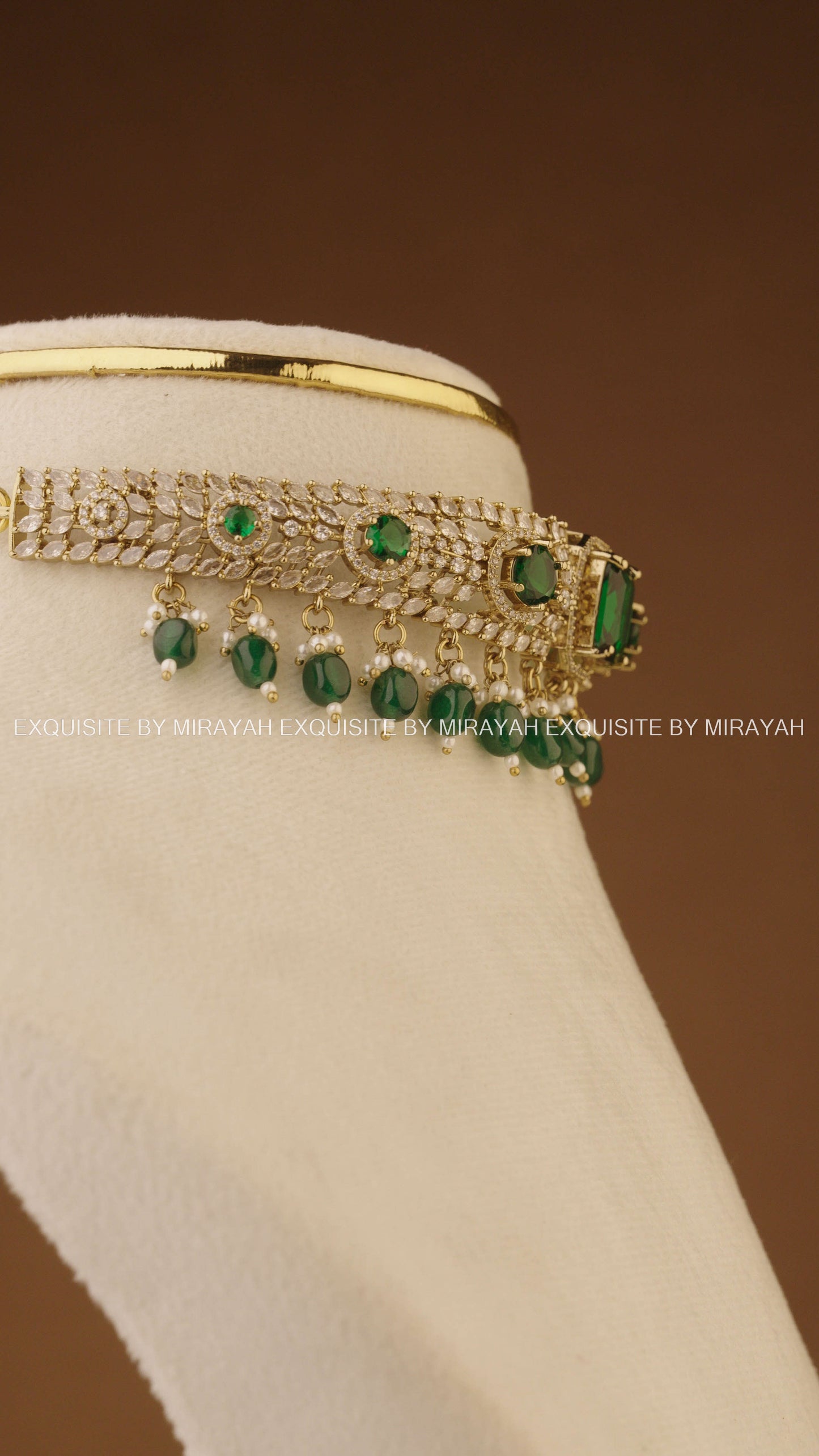 REGALE EMERALD CHOKER