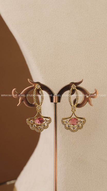 ZYRA LUXE NECKLACE - RED