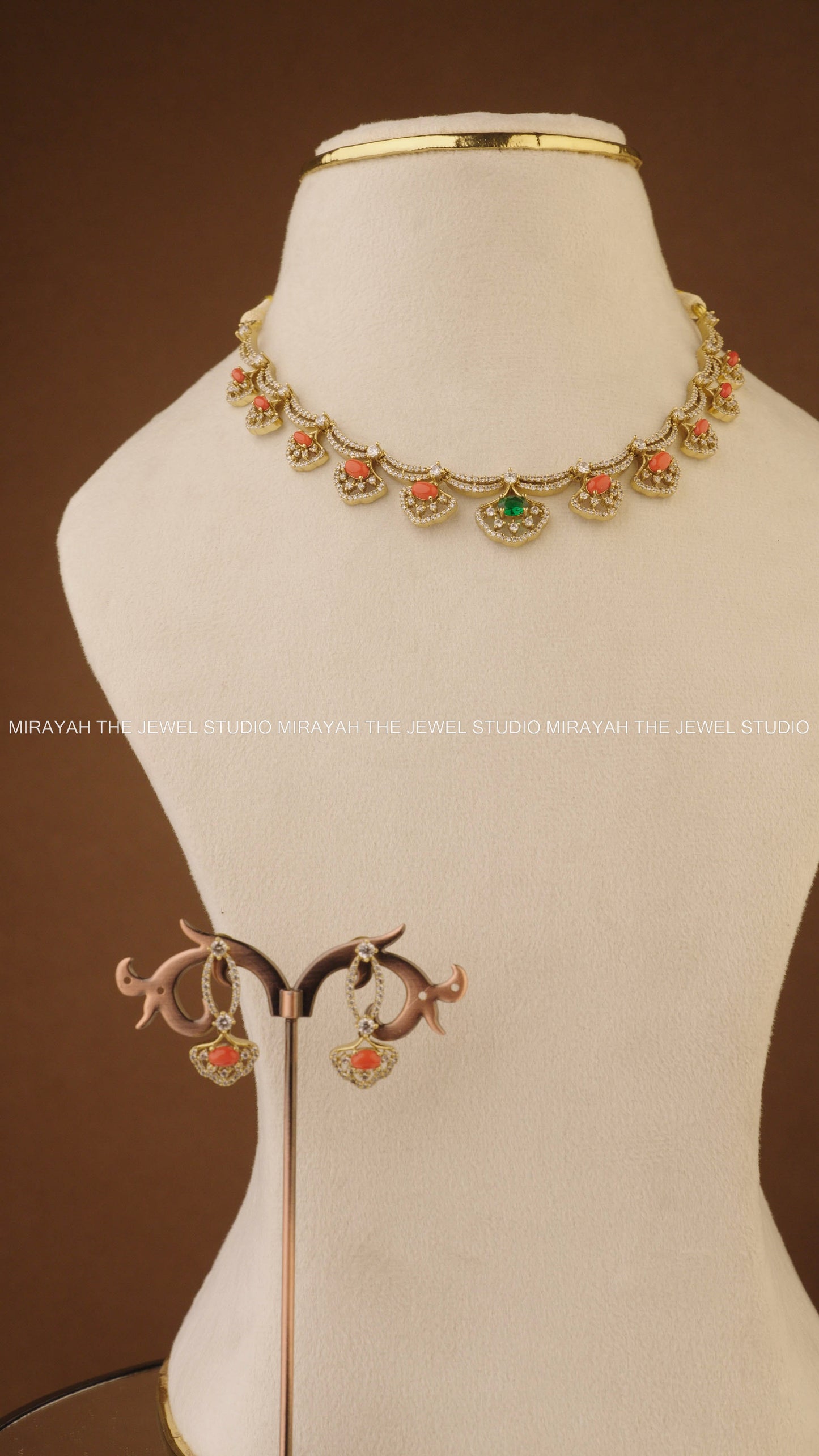 COROLIA LUXE NECKLACE