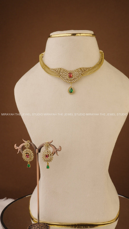 HEERA SHINE AD NECKLACE - RED AND GREEN