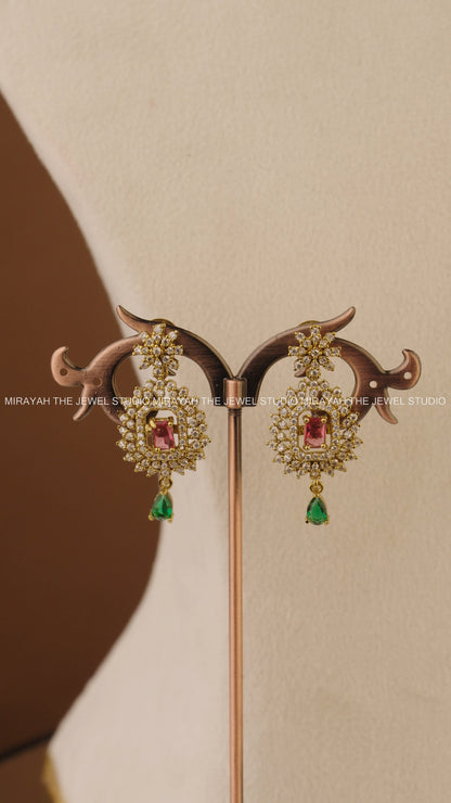 HEERA SHINE AD NECKLACE - RED AND GREEN