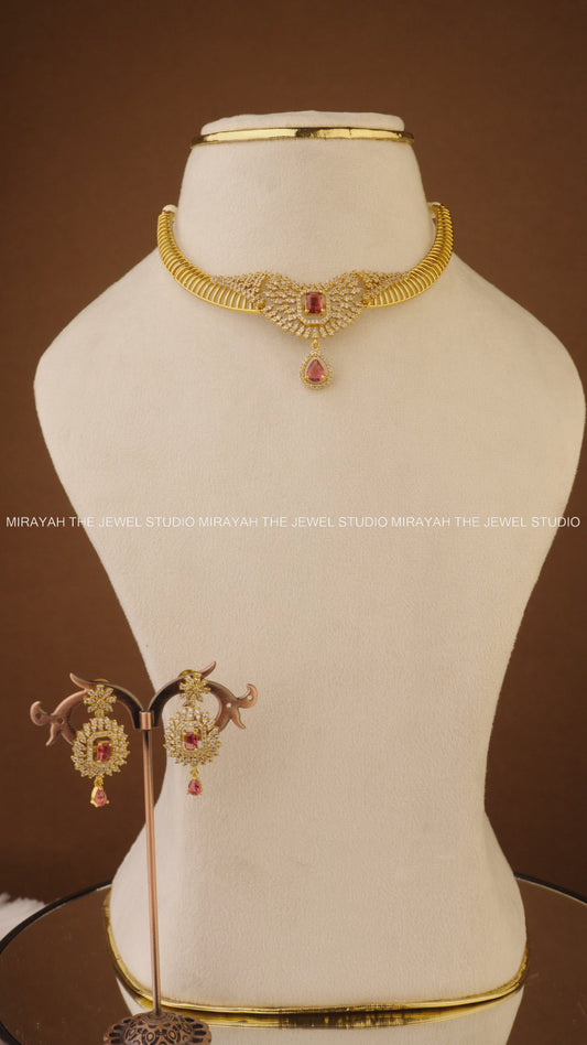 HEERA SHINE AD NECKLACE - RED