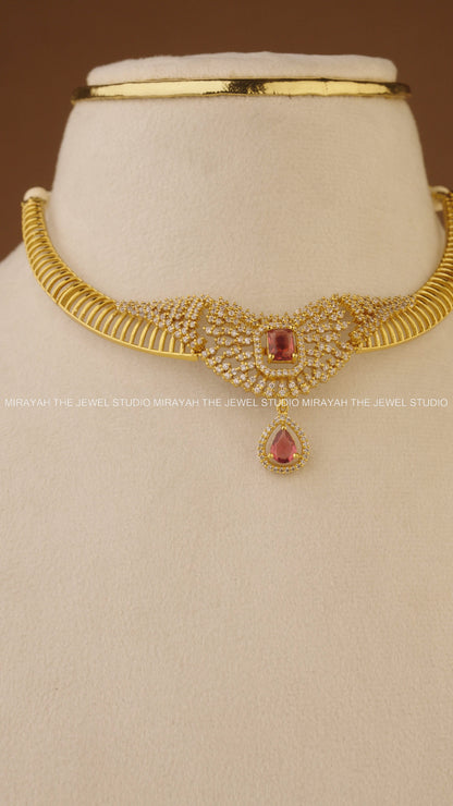 HEERA SHINE AD NECKLACE - RED