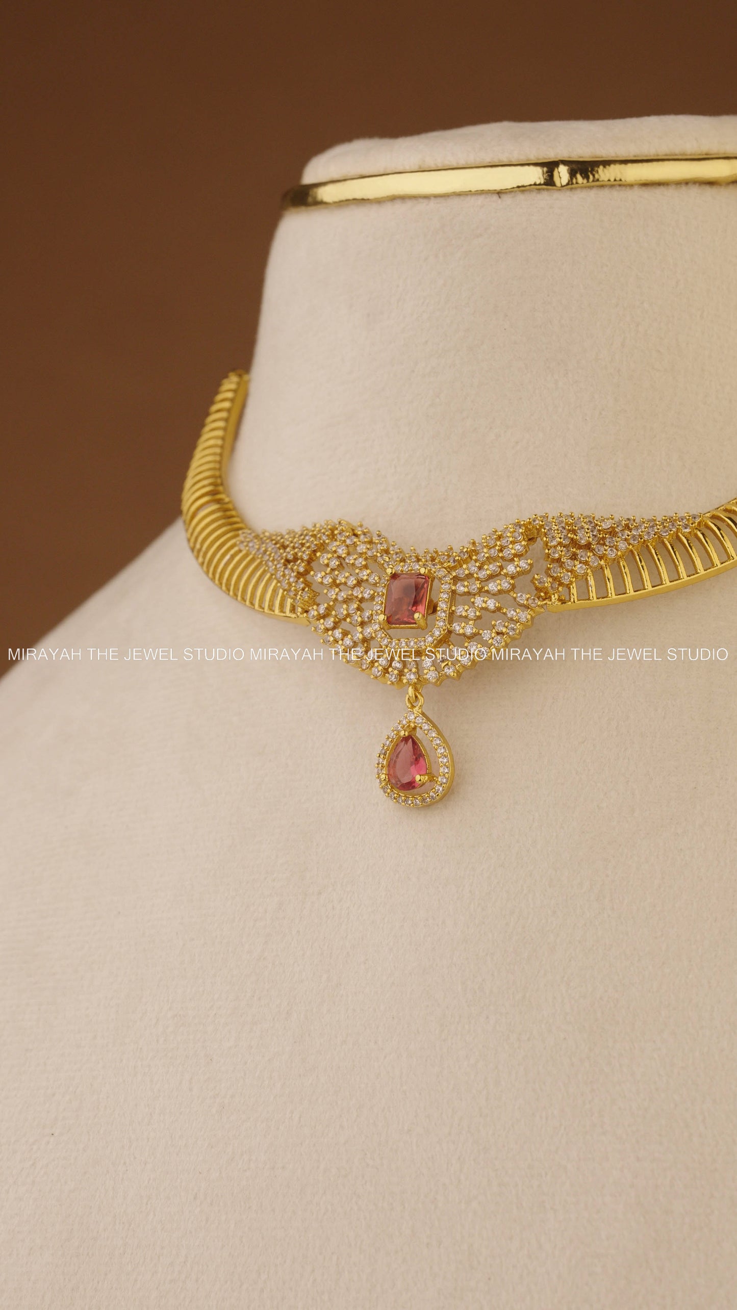 HEERA SHINE AD NECKLACE - RED
