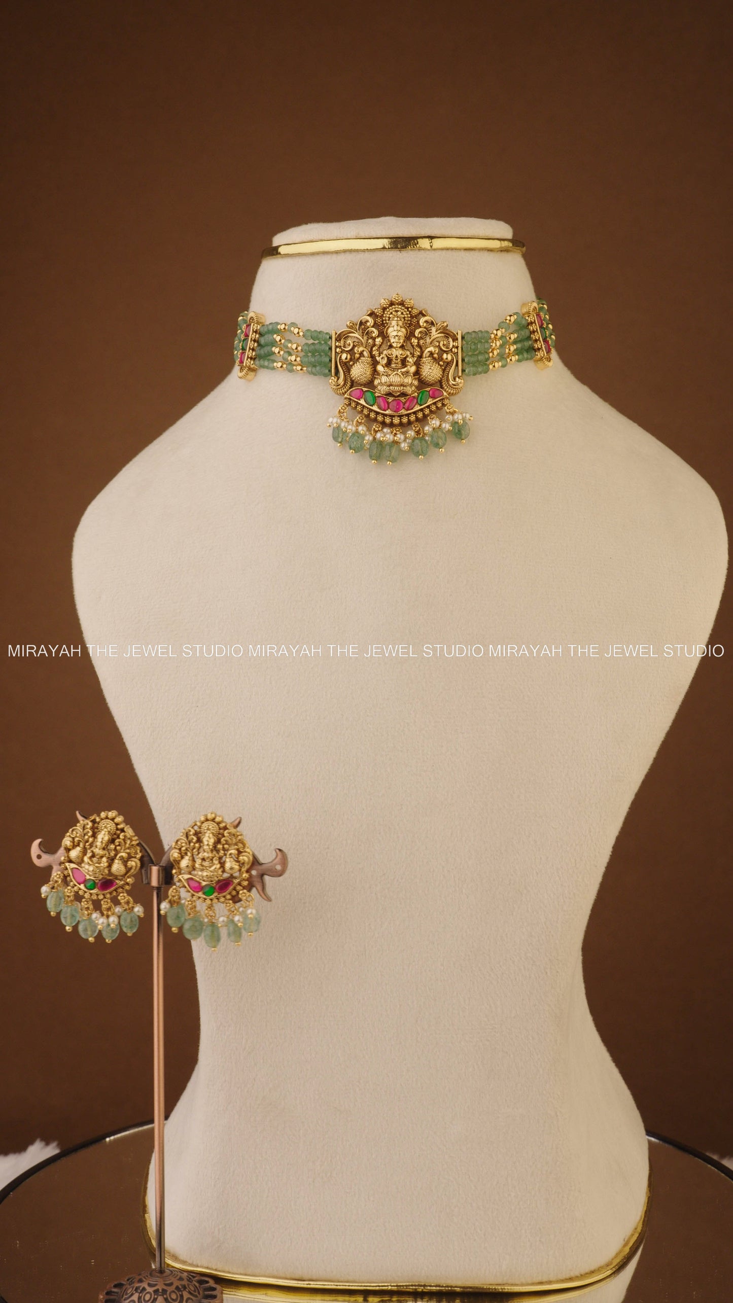 PREMIUM SANSKRITI CHOKER WITH STRAWBERRY BEADS