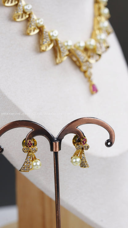 PREMIUN AD SHELL PEARL NECKLACE - RUBY