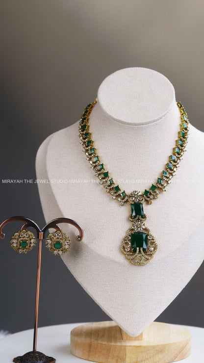 NITA AMBANI AD MID HARAM - GREEN