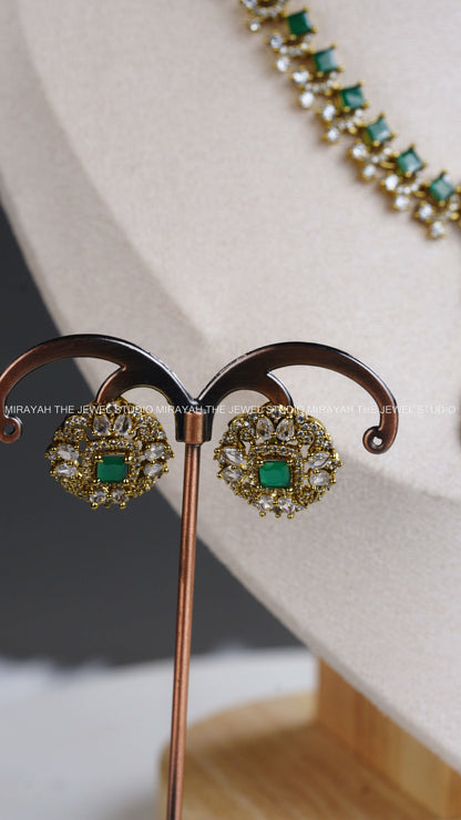 NITA AMBANI AD MID HARAM - GREEN