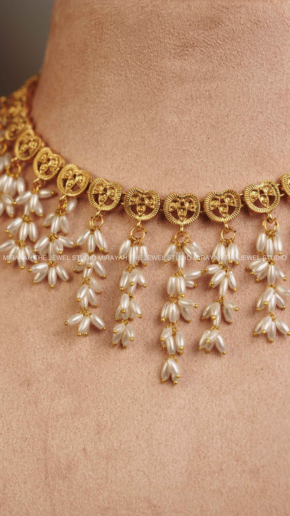 HANGING GUTTAPUSALU NECKLACE