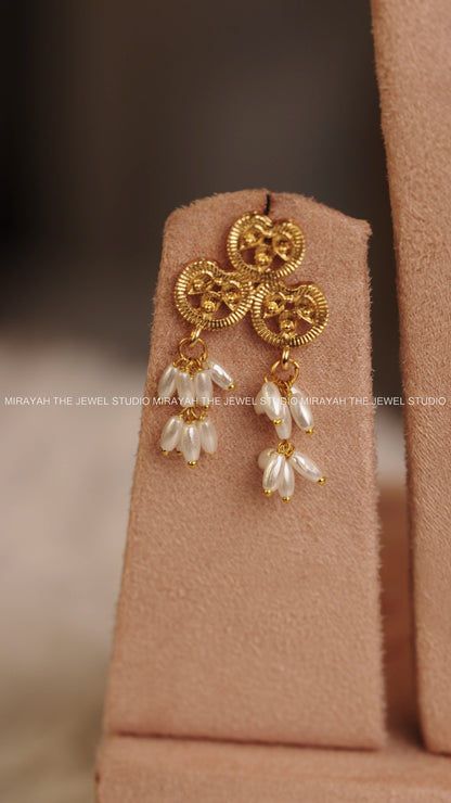 HANGING GUTTAPUSALU NECKLACE