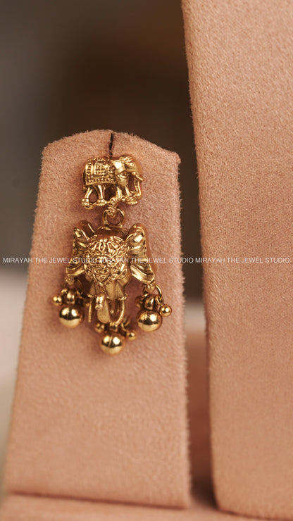 CLUSTERED VINAYAK NECKLACE