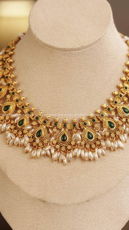 GREEN DROPLET GUTTAPUSALU NECKLACE