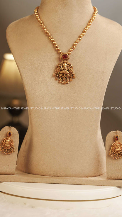 BHAVANI BEADED PENDANT MID HARAM -RED