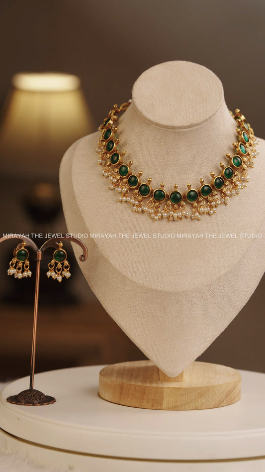 ROUNDSTONE PEARL NECKLACE - GREEN