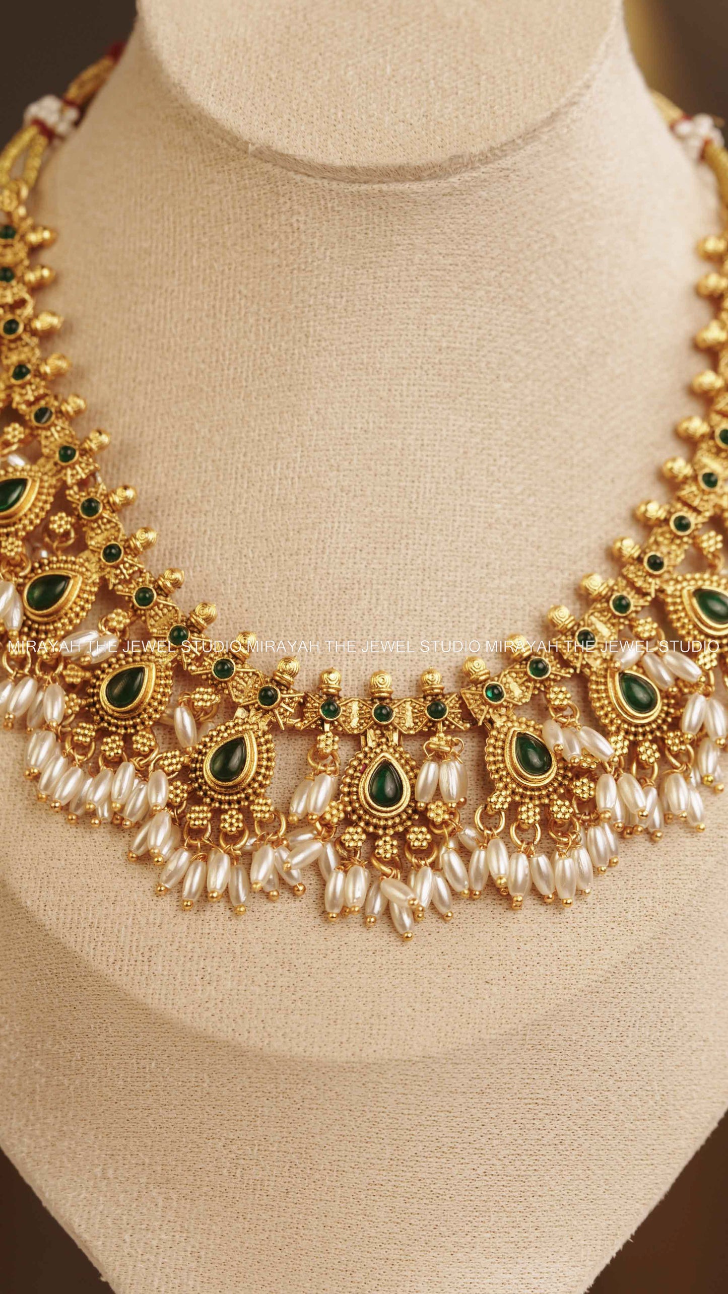 GREEN DROPLET GUTTAPUSALU NECKLACE