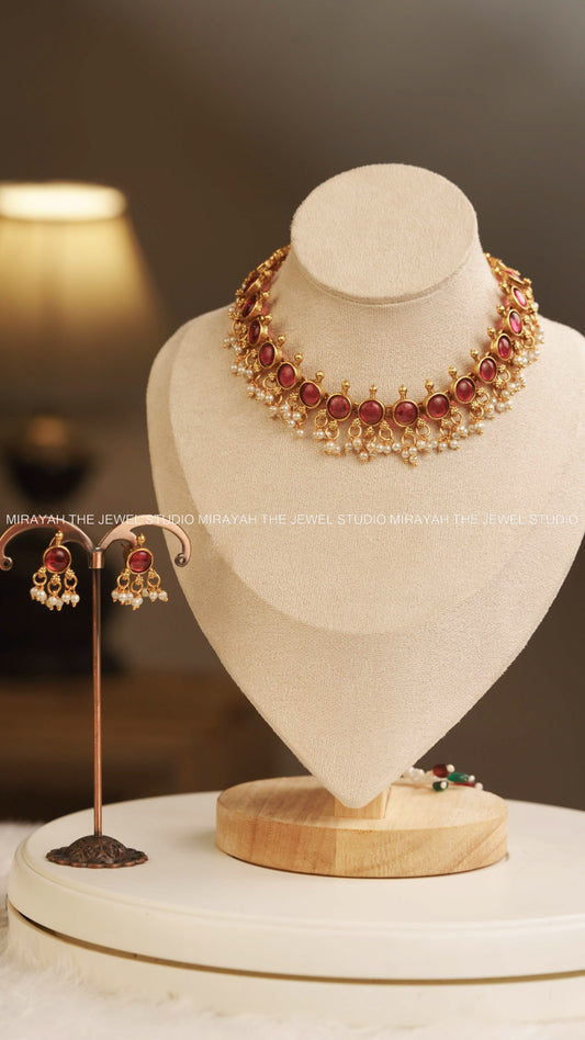 ROUNDSTONE PEARL NECKLACE - RED