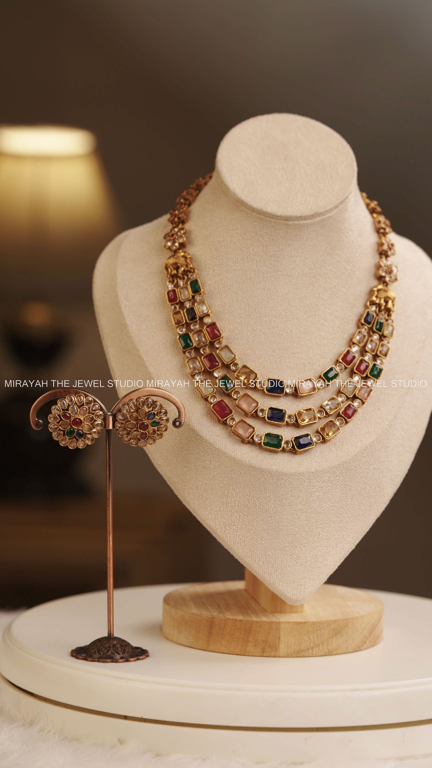 3 LAYERED RECTANGLE AD NECKLACE