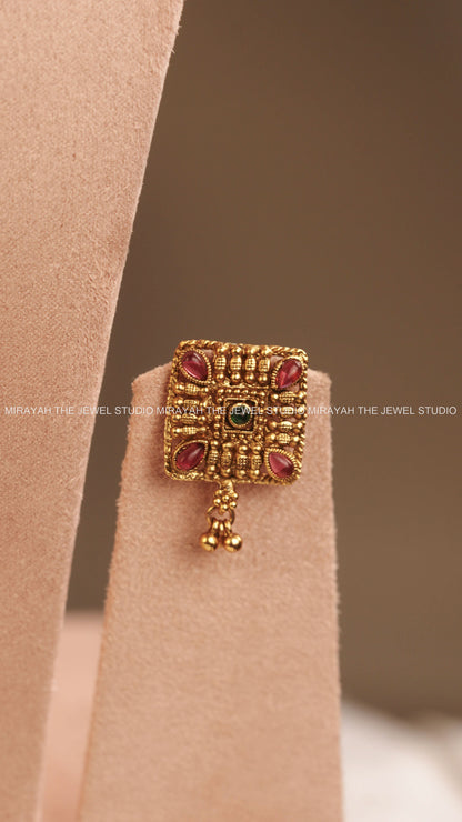 REVERSIBLE BOX PENDANT HARAM