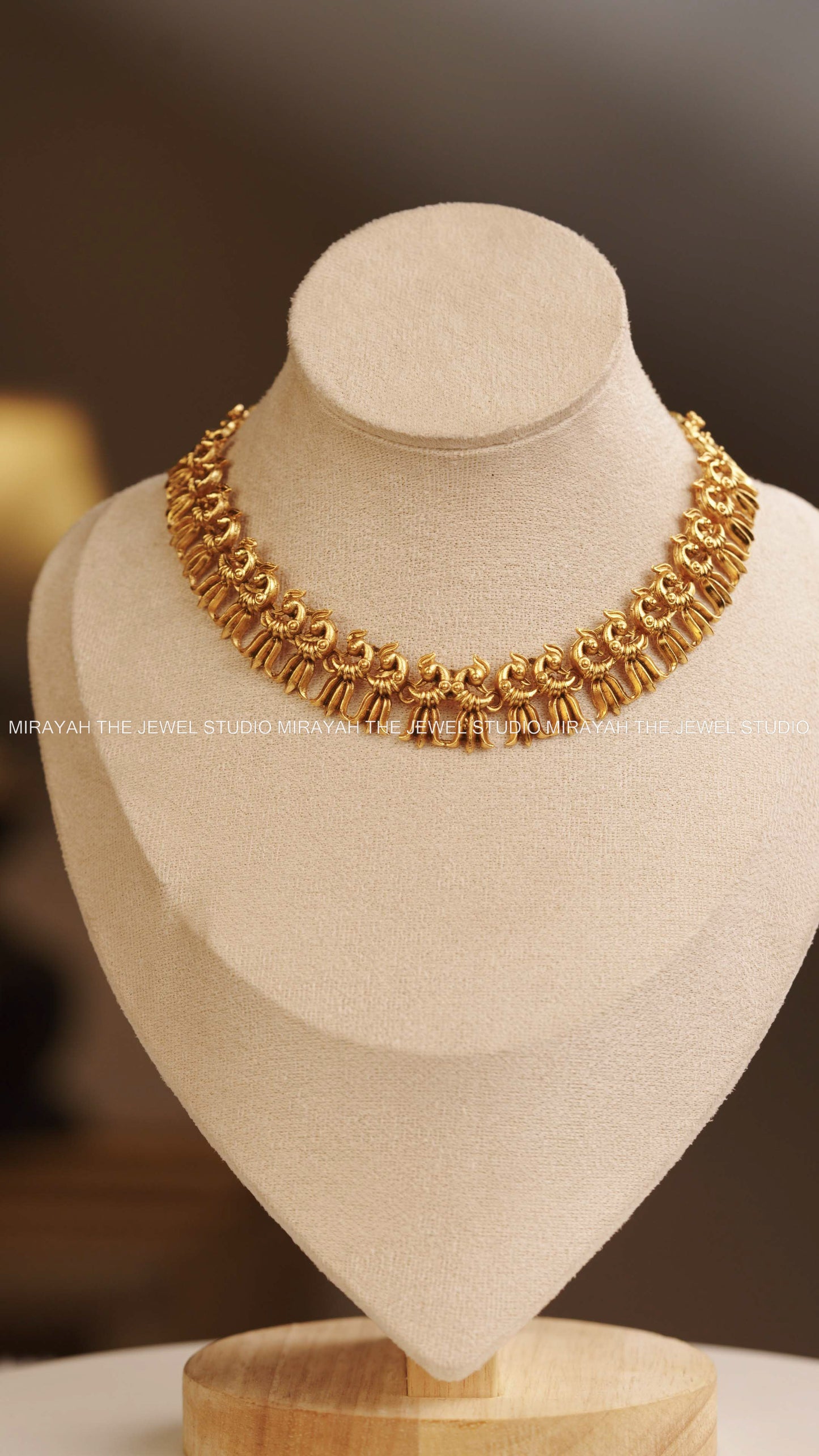 SIMPLE PEACOCK NECKLACE