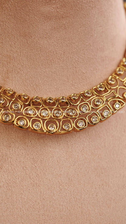 PREMIUM AD PEBBLE NECKLACE - WHITE