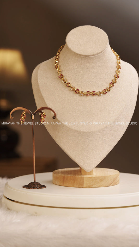 MINIMAL ELEGANT AD NECKLACE - PINK AND WHITE