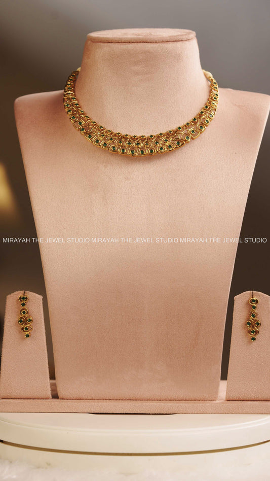 PREMIUM AD PEBBLE NECKLACE - GREEN