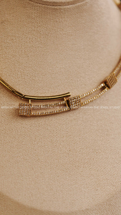 PREMIUM AD SQUARED HASLI - WHITE